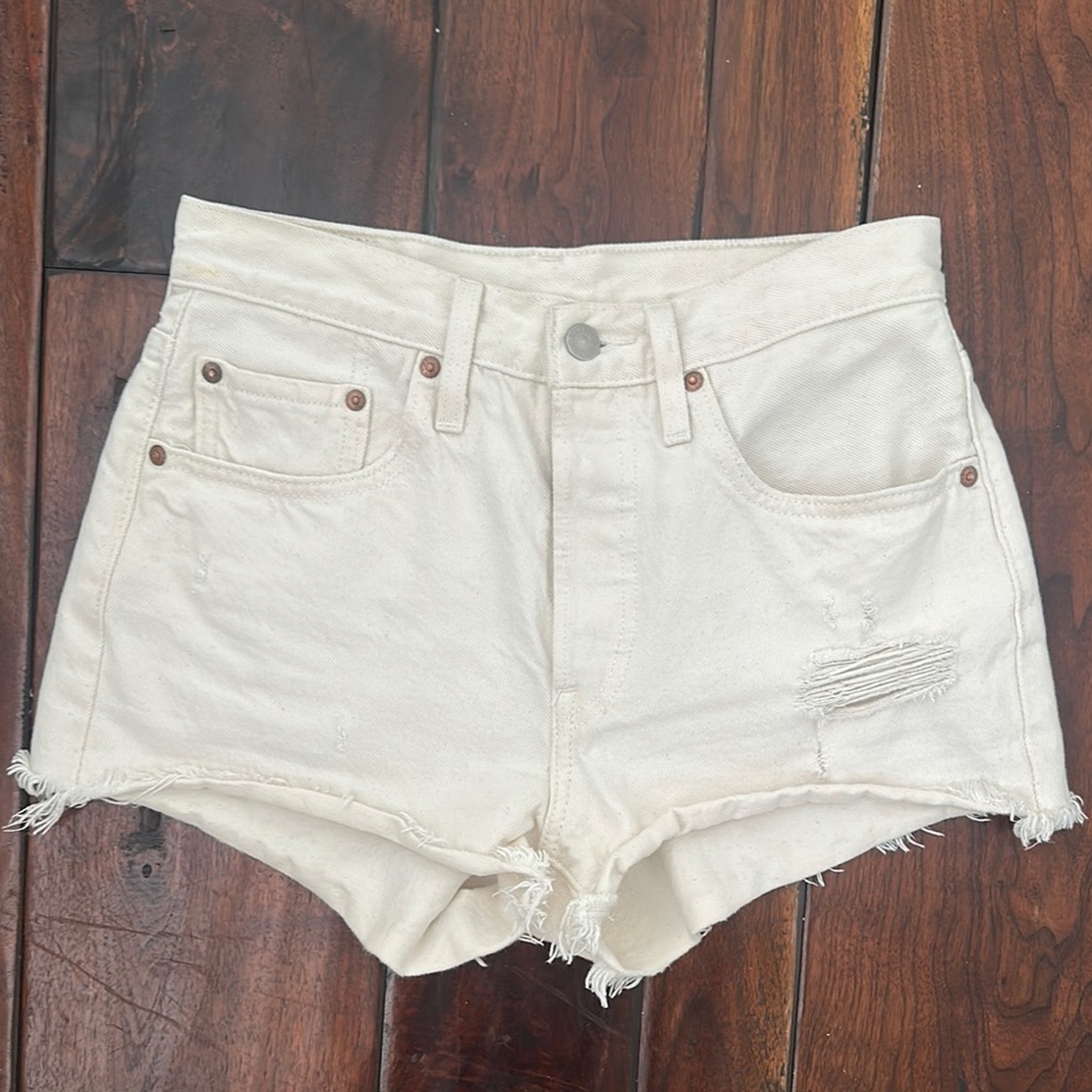 Levi’s 501 Cream Denim Shorts